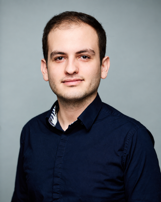 Headshot of Mahdi